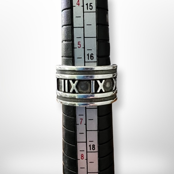 Tiffany and Co. Thick Atlas Band Ring Size 6 - Picture 6 of 10